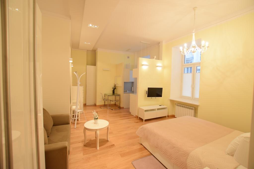 Elegant Apartment Foksal ワルシャワ エクステリア 写真