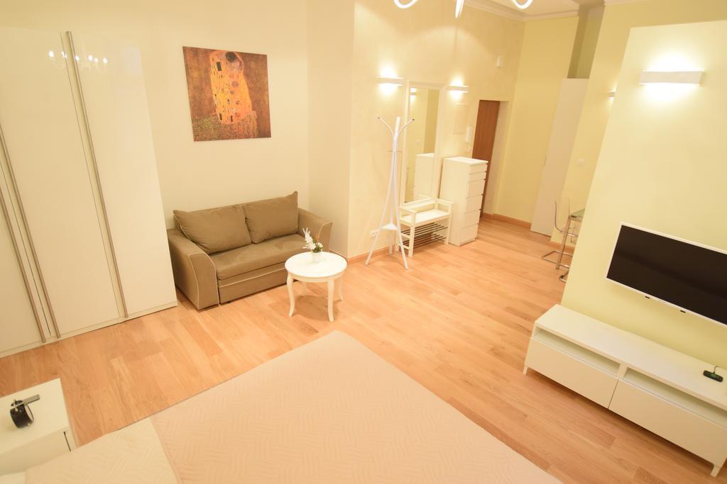 Elegant Apartment Foksal ワルシャワ エクステリア 写真