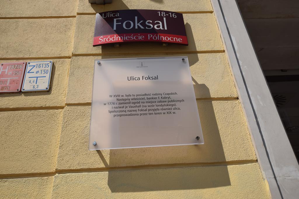 Elegant Apartment Foksal ワルシャワ エクステリア 写真